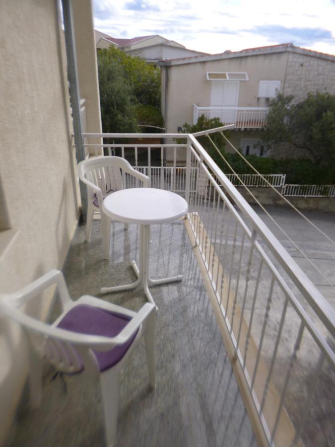 Haus Pehar Hotel Baska Voda Bagian luar foto